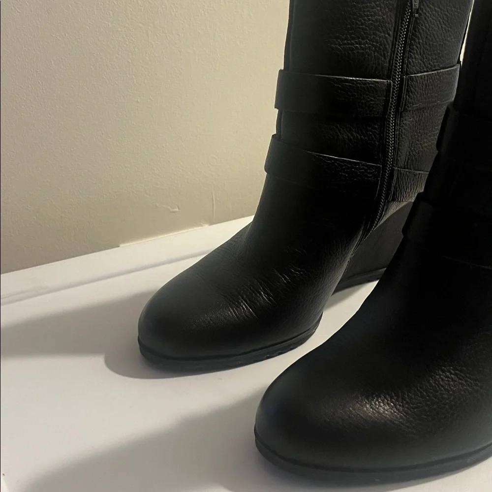 Black KORK -EASE Ankle Boots - Picture 5 of 7